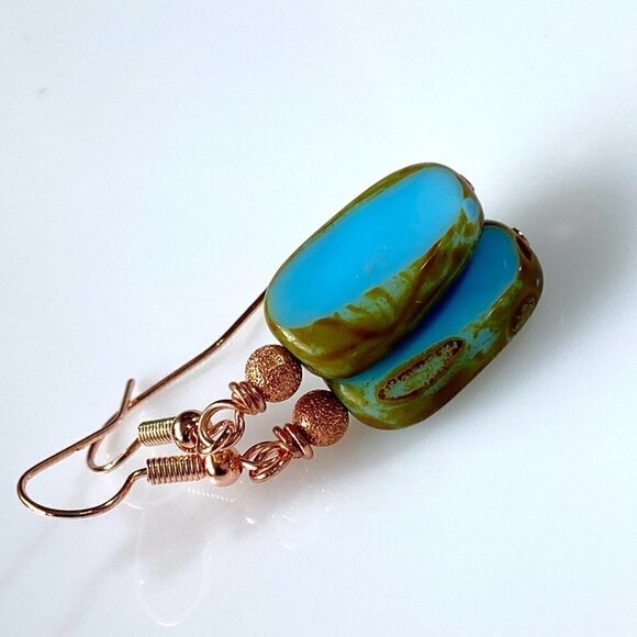 ❤️ Turquoise Picasso Czech Pressed Table Cut Glass Earrings - Picture 6 of 10